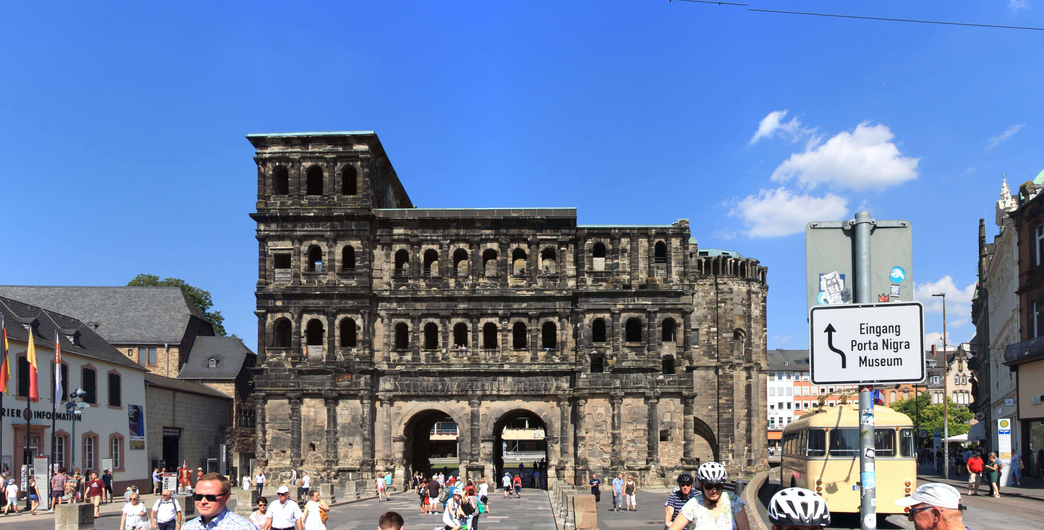 Porta-Nigra.jpg